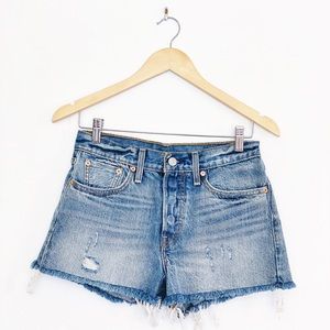 Levi’s High Waisted Denim Jean Shorts Size 27